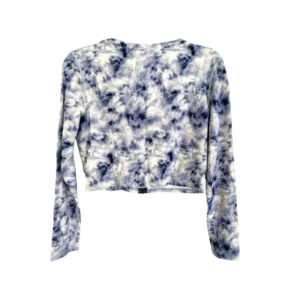 Gap crop top features a blue and white tie-dye pattern front zipper size XL